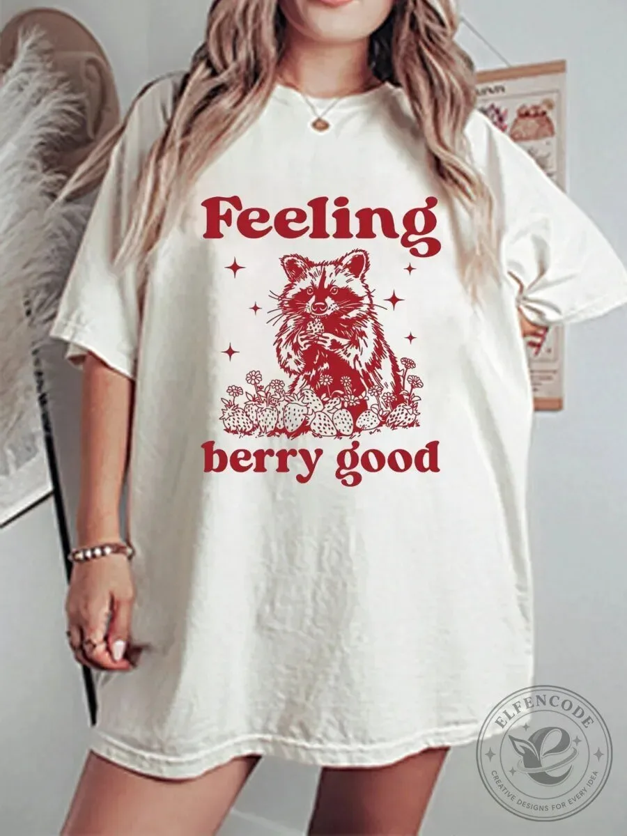 Feeling Berry Good Raccoon Eating Berries Cute Graphic T-Shirt